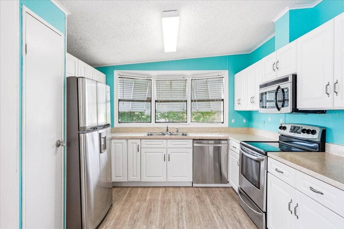 10074 BROKEN WOODS COURT, North Fort Myers, FL 33903 10074 BROKEN WOODS COURT, North Fort Myers, FL 33903