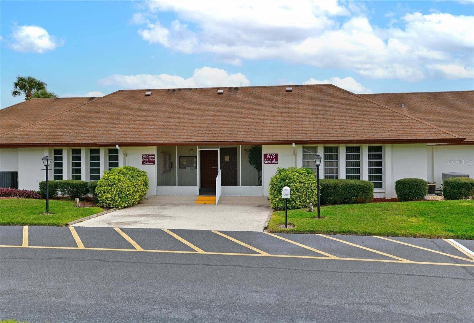 3401 36TH STREET W, Bradenton, FL 34205