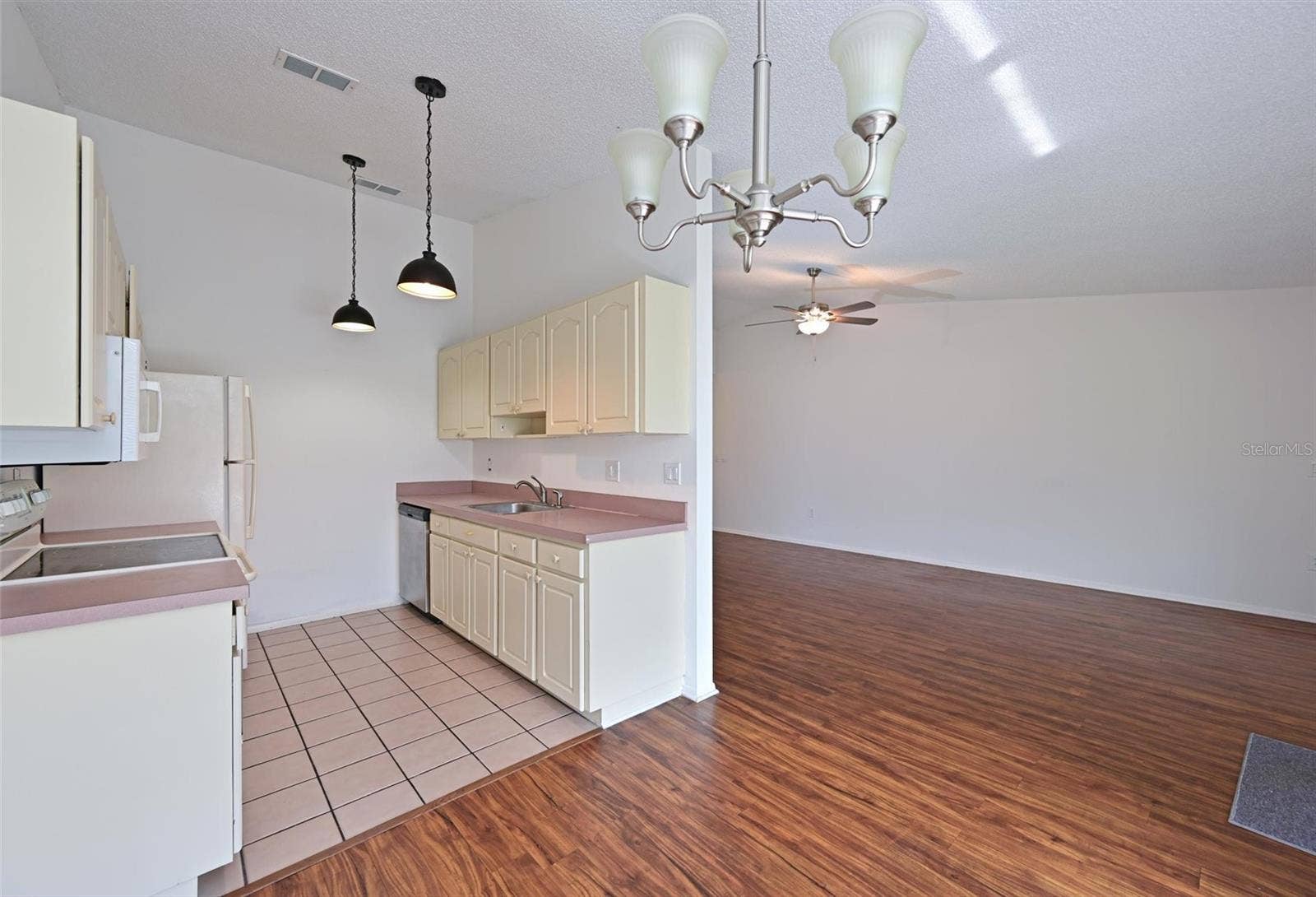 3401 36TH STREET W, Bradenton, FL 34205