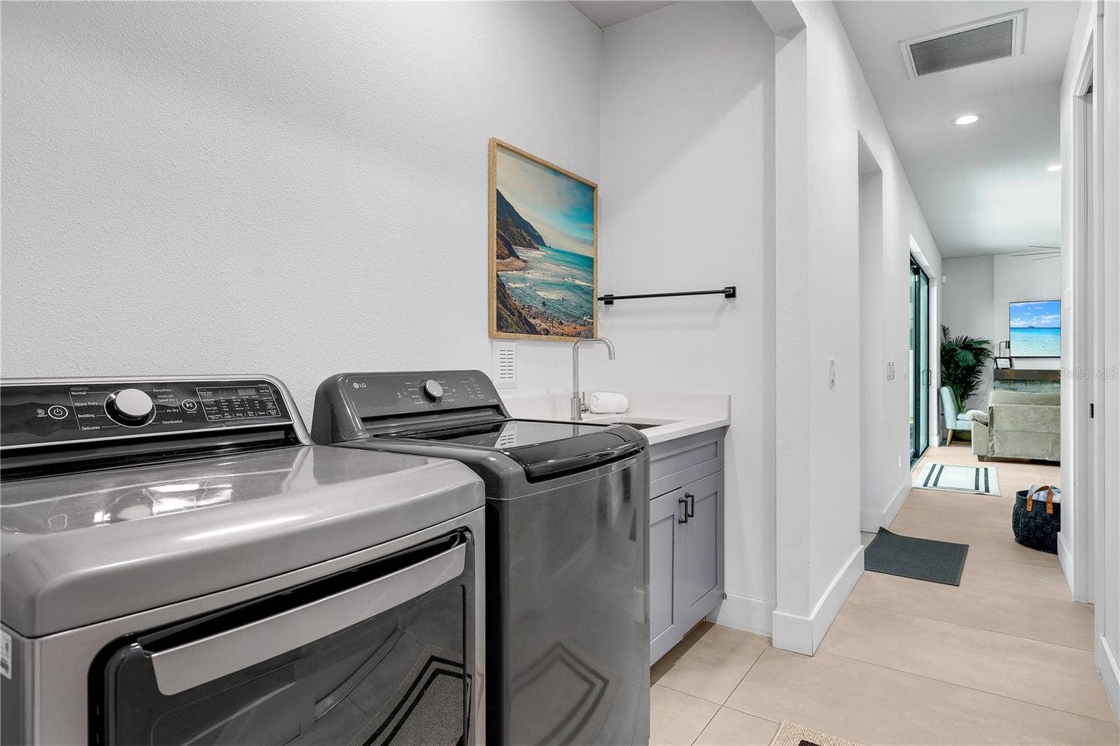 715 OAK STREET, Bradenton, FL 34208 715 OAK STREET, Bradenton, FL 34208