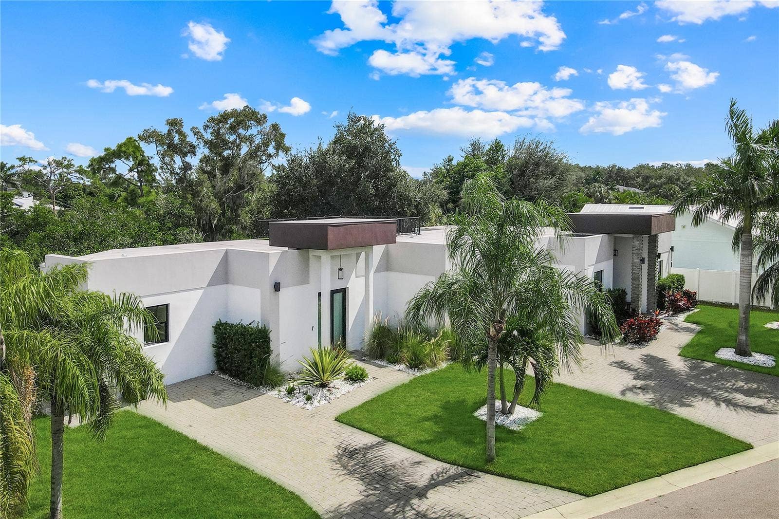 715 OAK STREET, Bradenton, FL 34208 715 OAK STREET, Bradenton, FL 34208