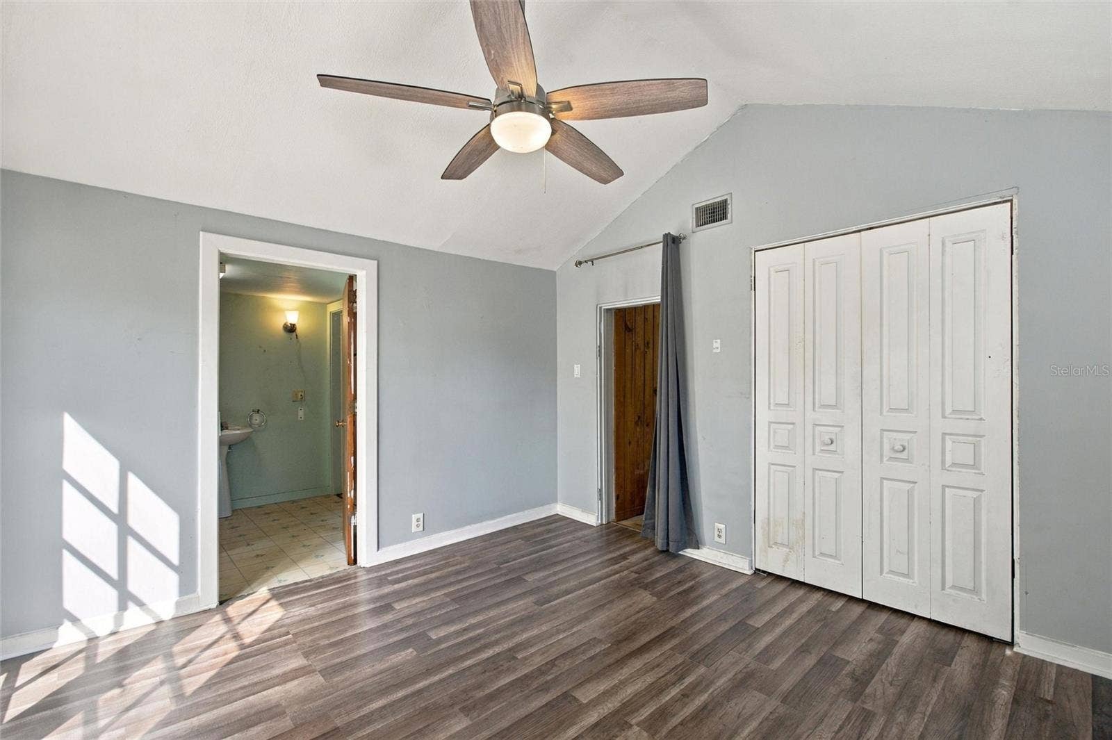 703 36TH STREET W, Bradenton, FL 34205