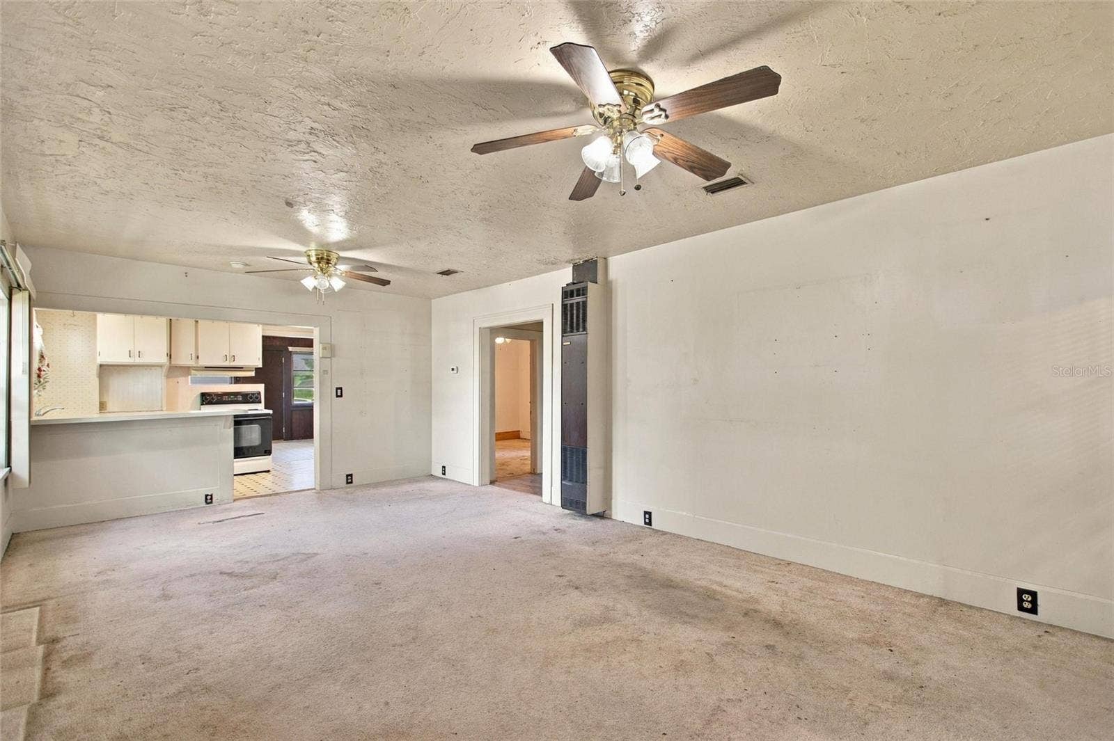 703 36TH STREET W, Bradenton, FL 34205