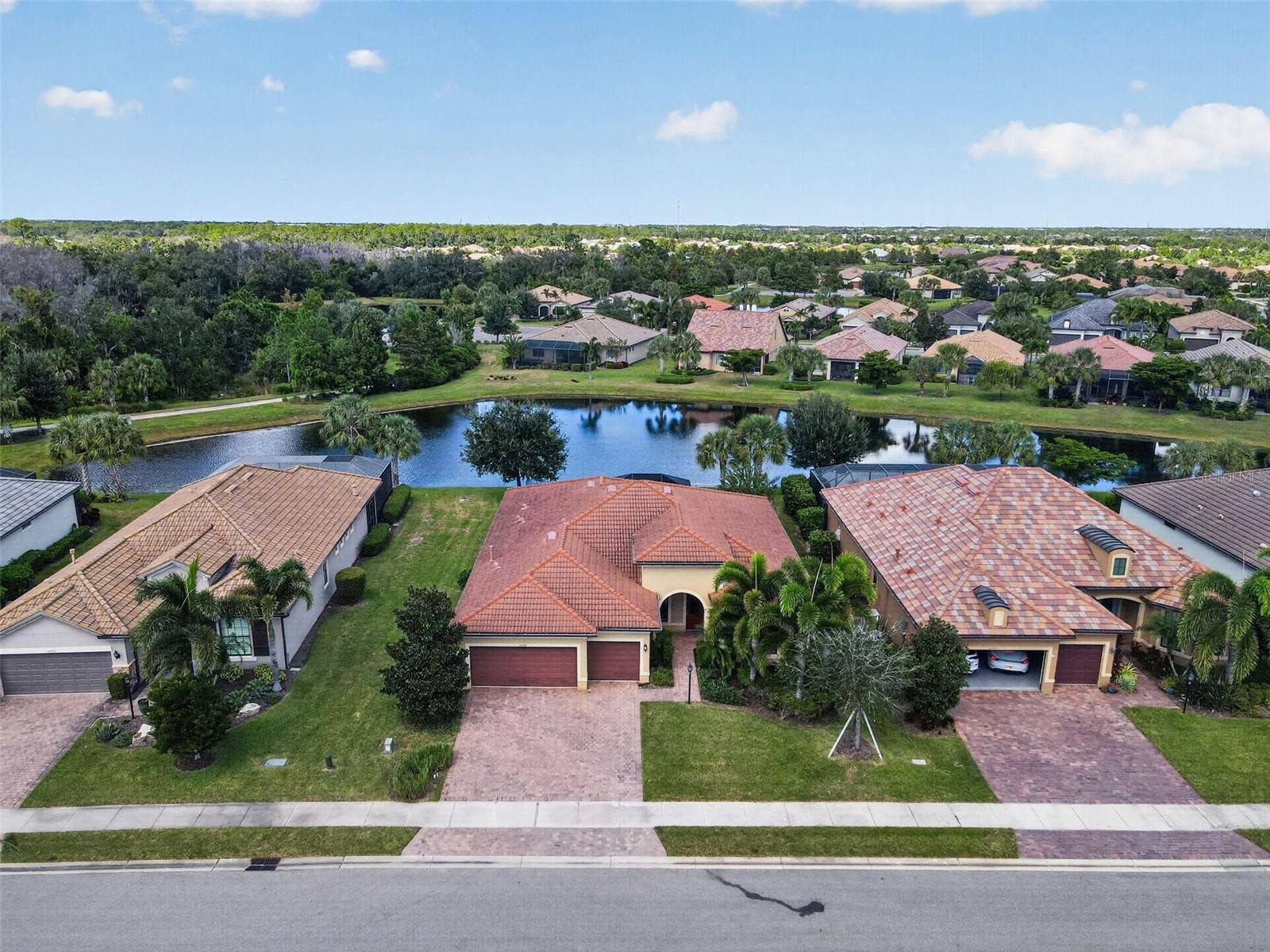 16927 WINTHROP PLACE, Lakewood Ranch, FL 34202 16927 WINTHROP PLACE, Lakewood Ranch, FL 34202