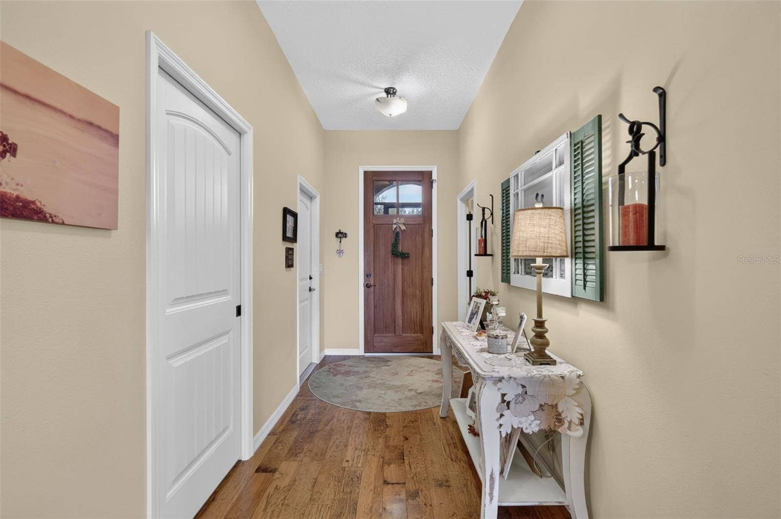FOYER