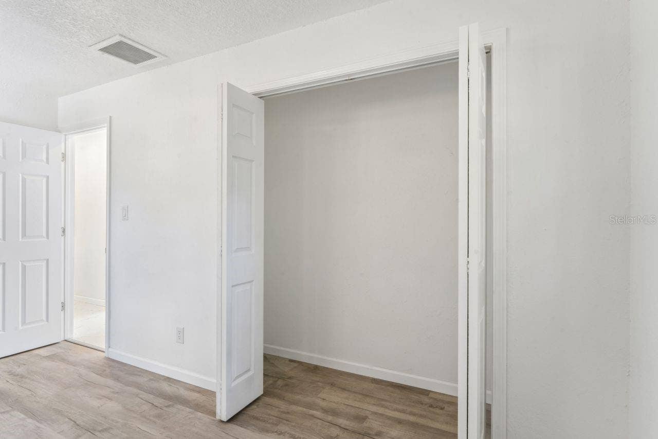 31043 WILLOW BANK AVENUE, Brooksville, FL 34602 Primary Bedroom