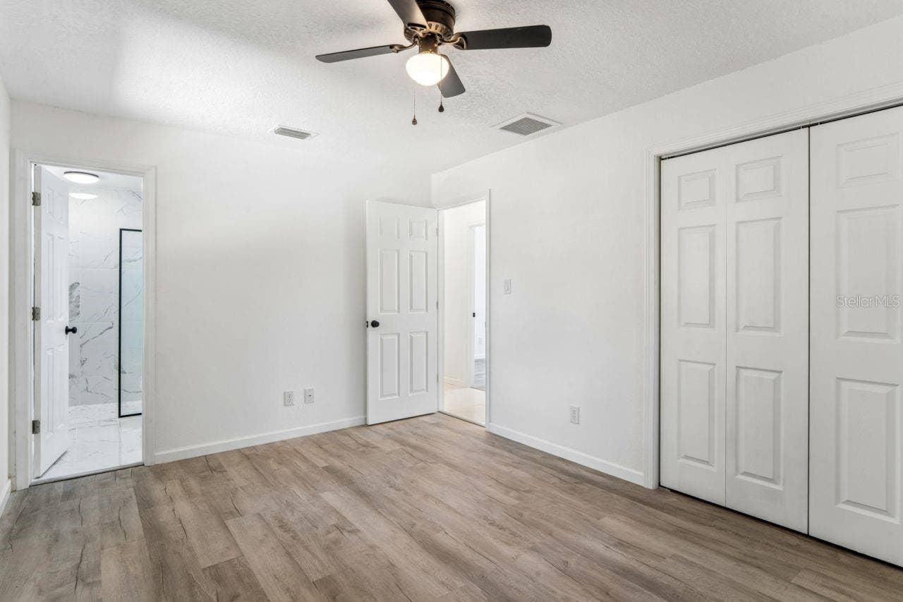 31043 WILLOW BANK AVENUE, Brooksville, FL 34602 Primary Bedroom