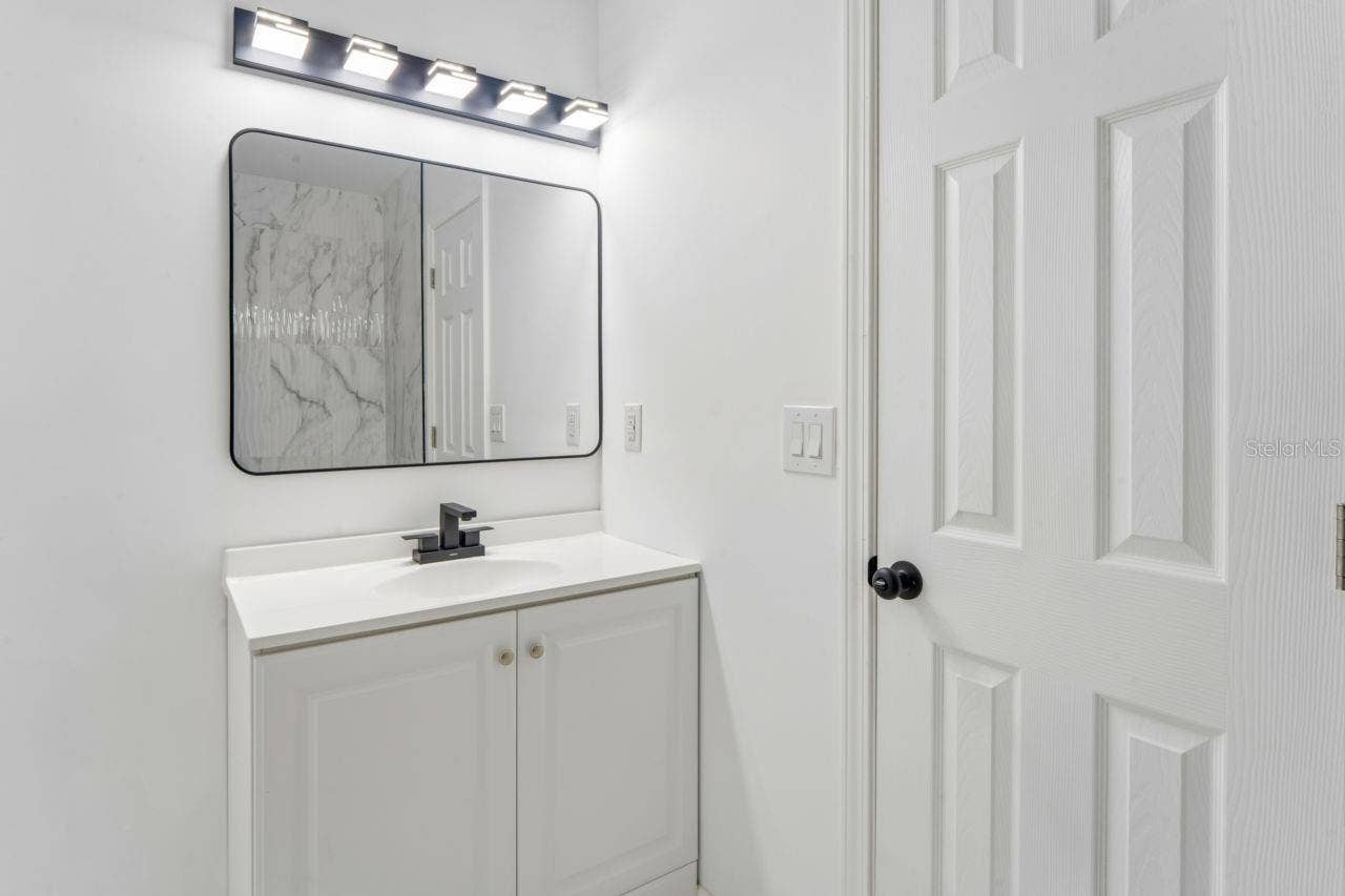 31043 WILLOW BANK AVENUE, Brooksville, FL 34602 Bathroom 2