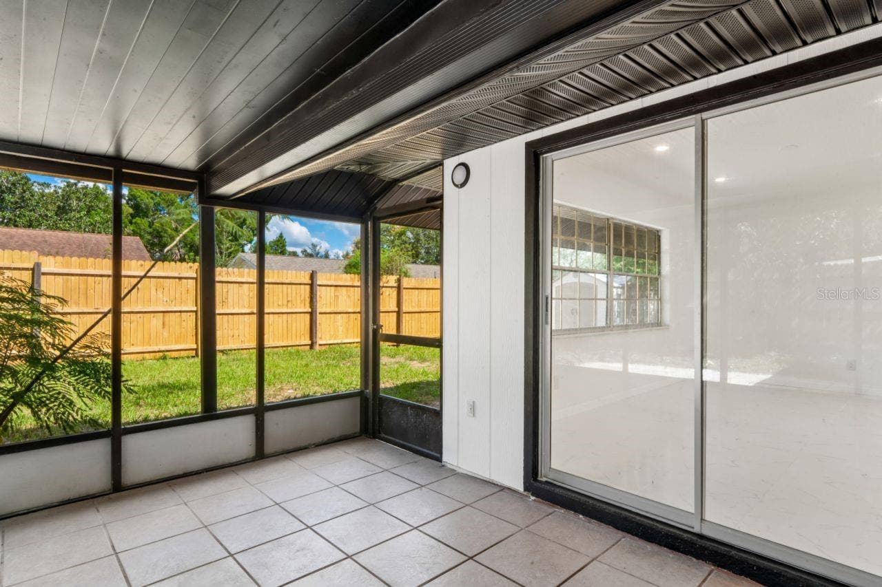 31043 WILLOW BANK AVENUE, Brooksville, FL 34602 Patio