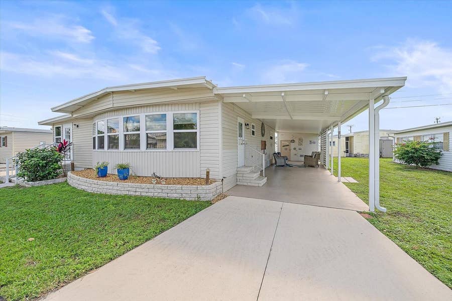 Property photo for 102 DEL RIO DRIVE, Palmetto, FL