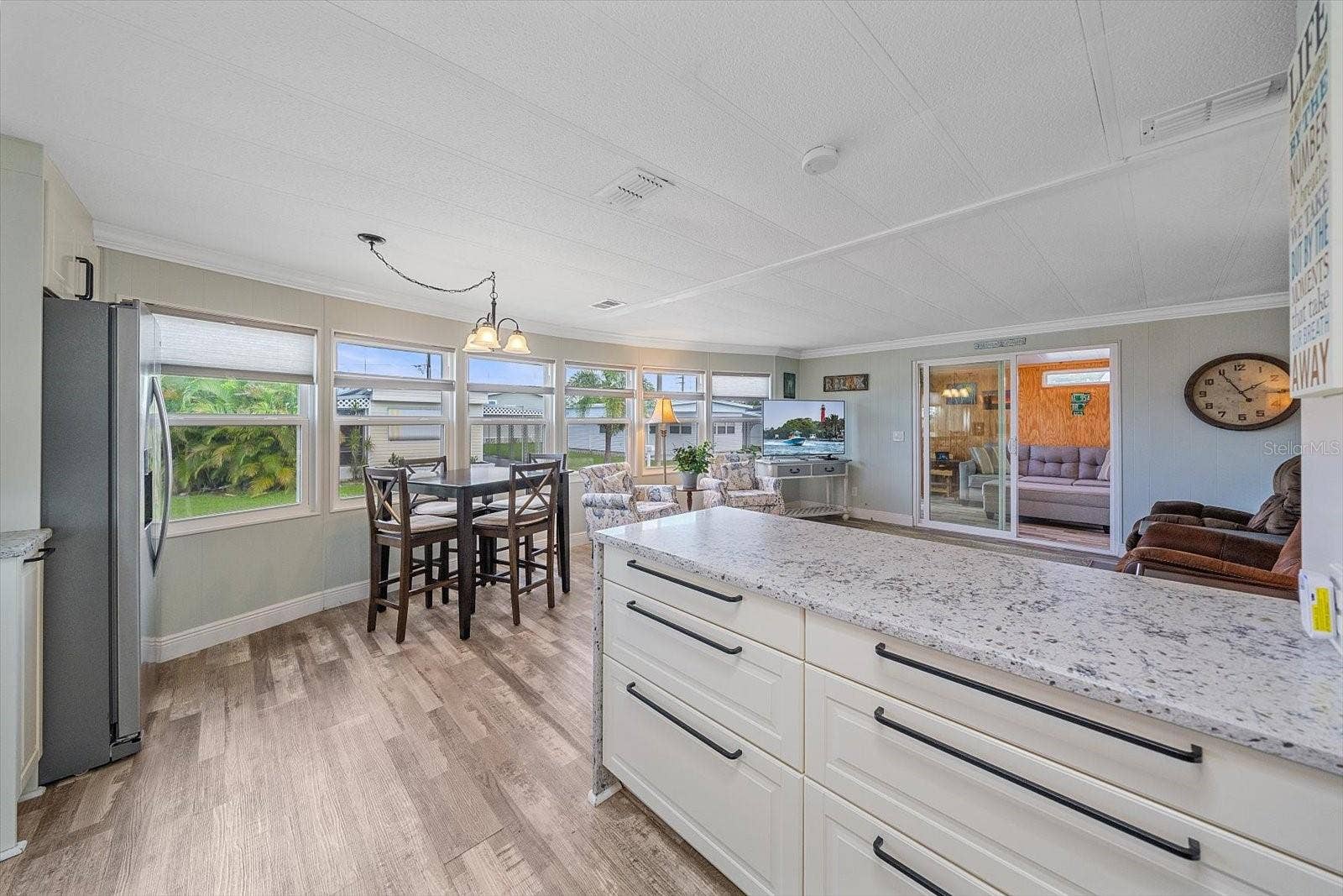 102 DEL RIO DRIVE, Palmetto, FL 34221