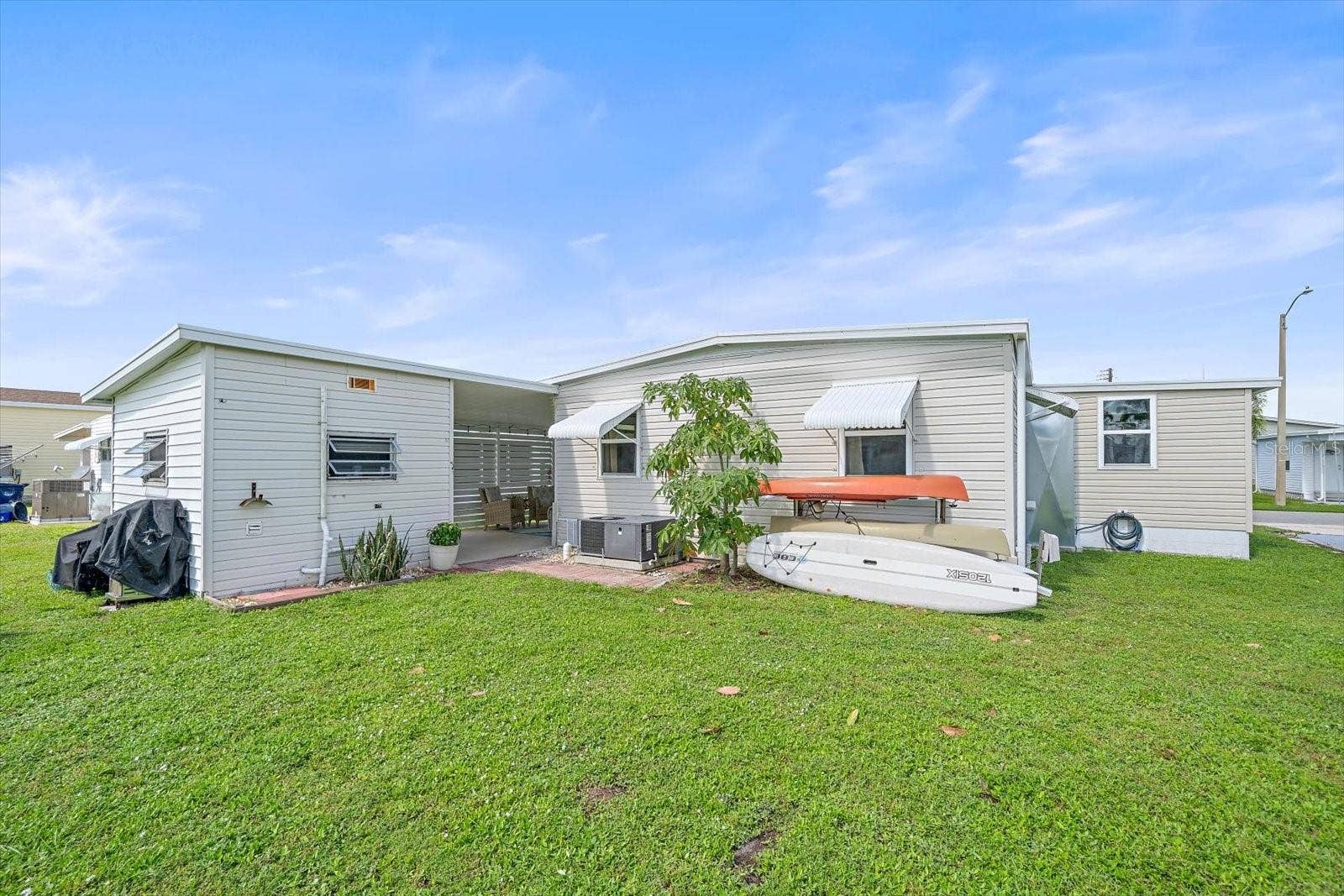 102 DEL RIO DRIVE, Palmetto, FL 34221