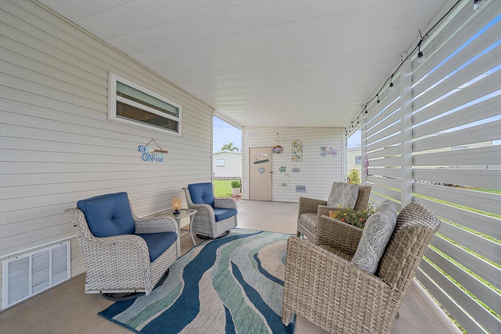 102 DEL RIO DRIVE, Palmetto, FL 34221