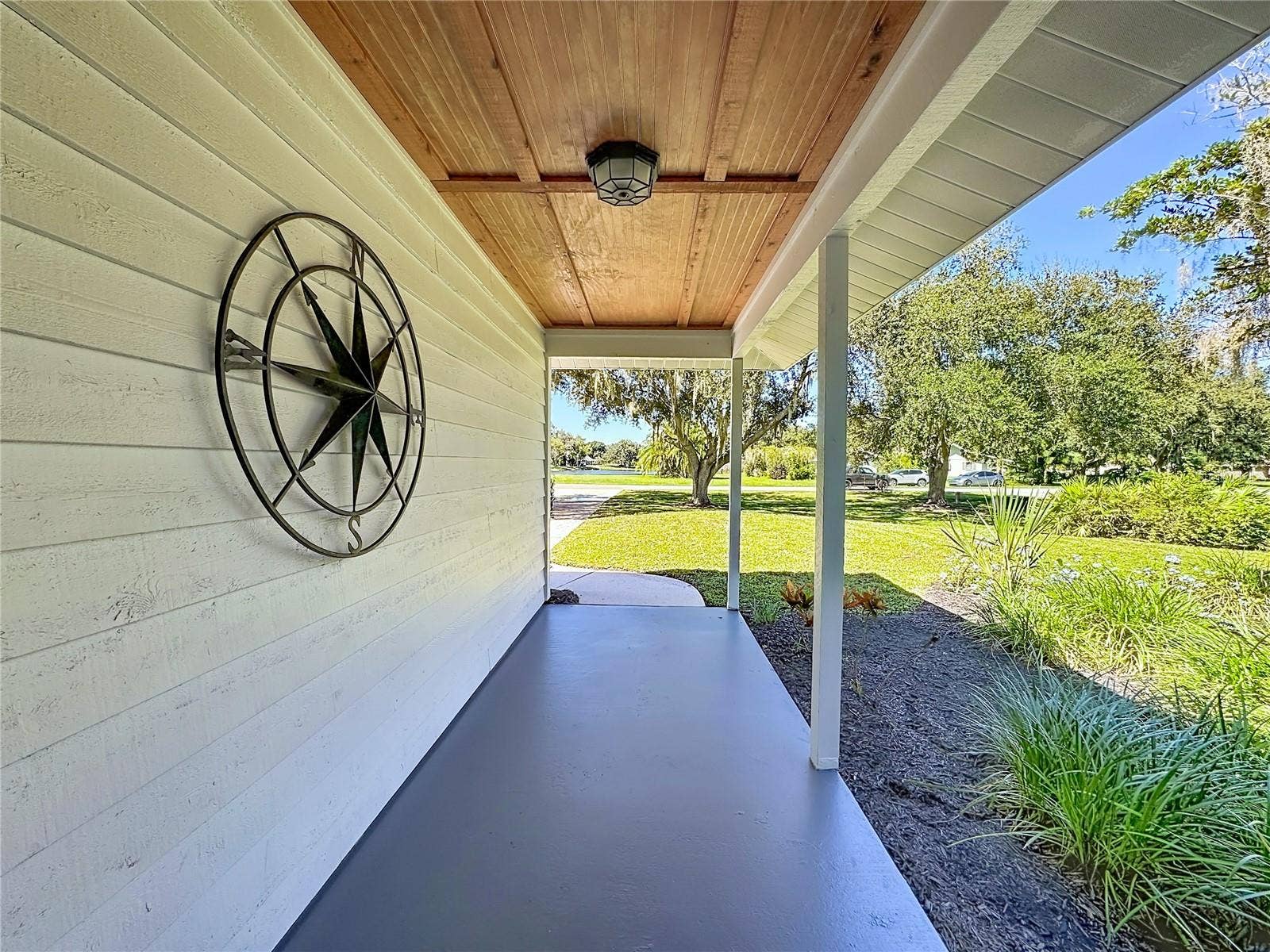 1115 MILL RUN E, Bradenton, FL 34212 1115 MILL RUN E, Bradenton, FL 34212