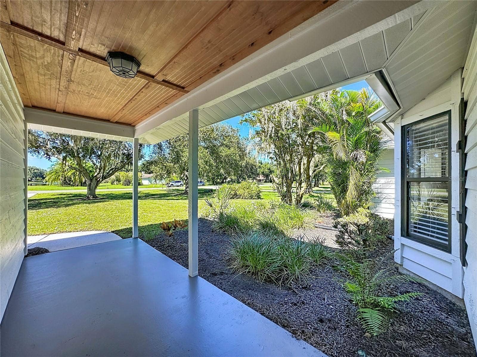 1115 MILL RUN E, Bradenton, FL 34212 1115 MILL RUN E, Bradenton, FL 34212