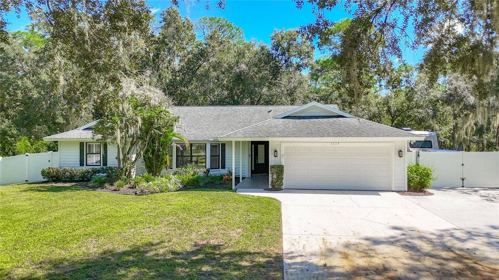 1115 MILL RUN E, Bradenton, FL 34212 1115 MILL RUN E, Bradenton, FL 34212