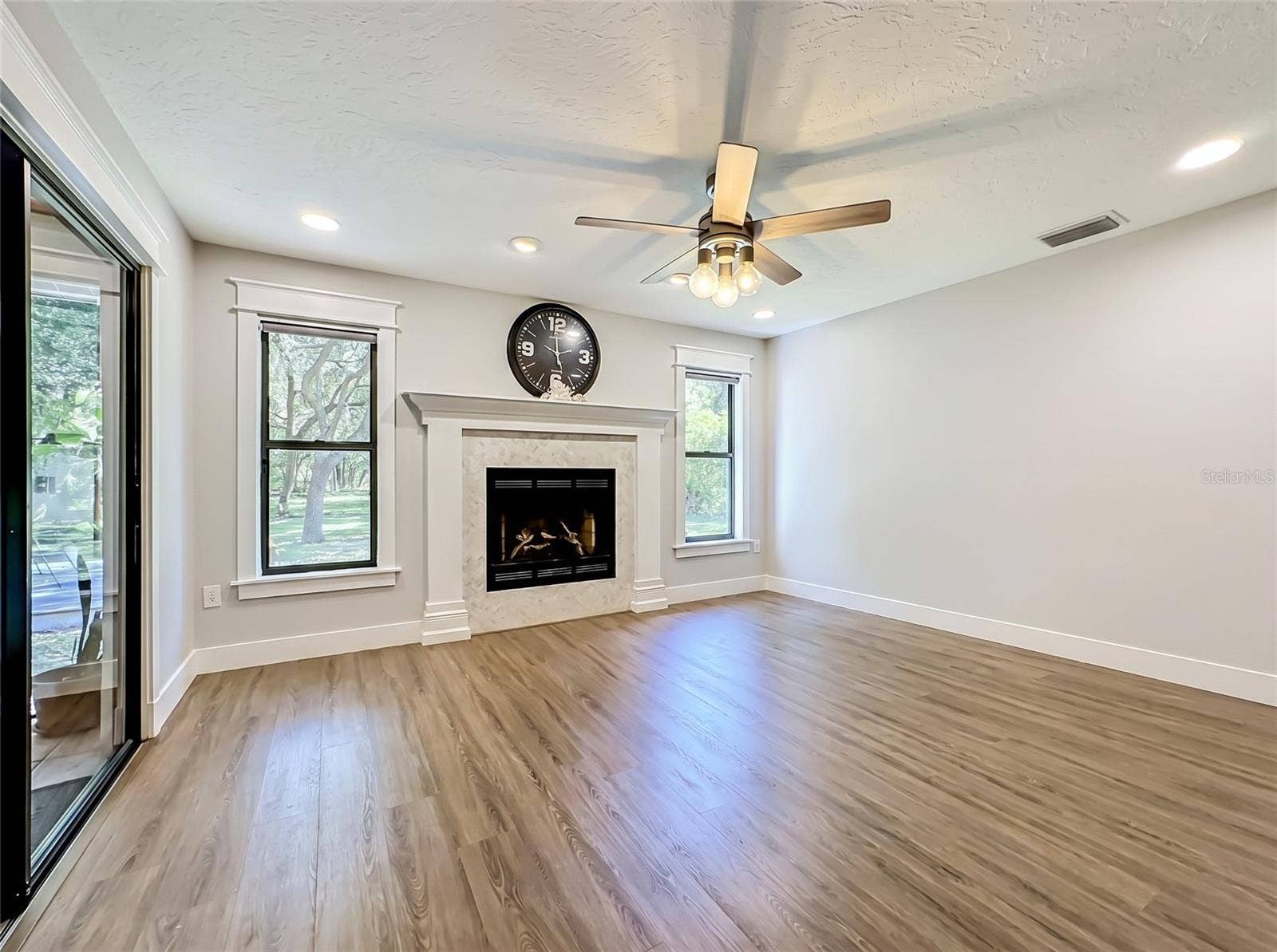 1115 MILL RUN E, Bradenton, FL 34212 1115 MILL RUN E, Bradenton, FL 34212