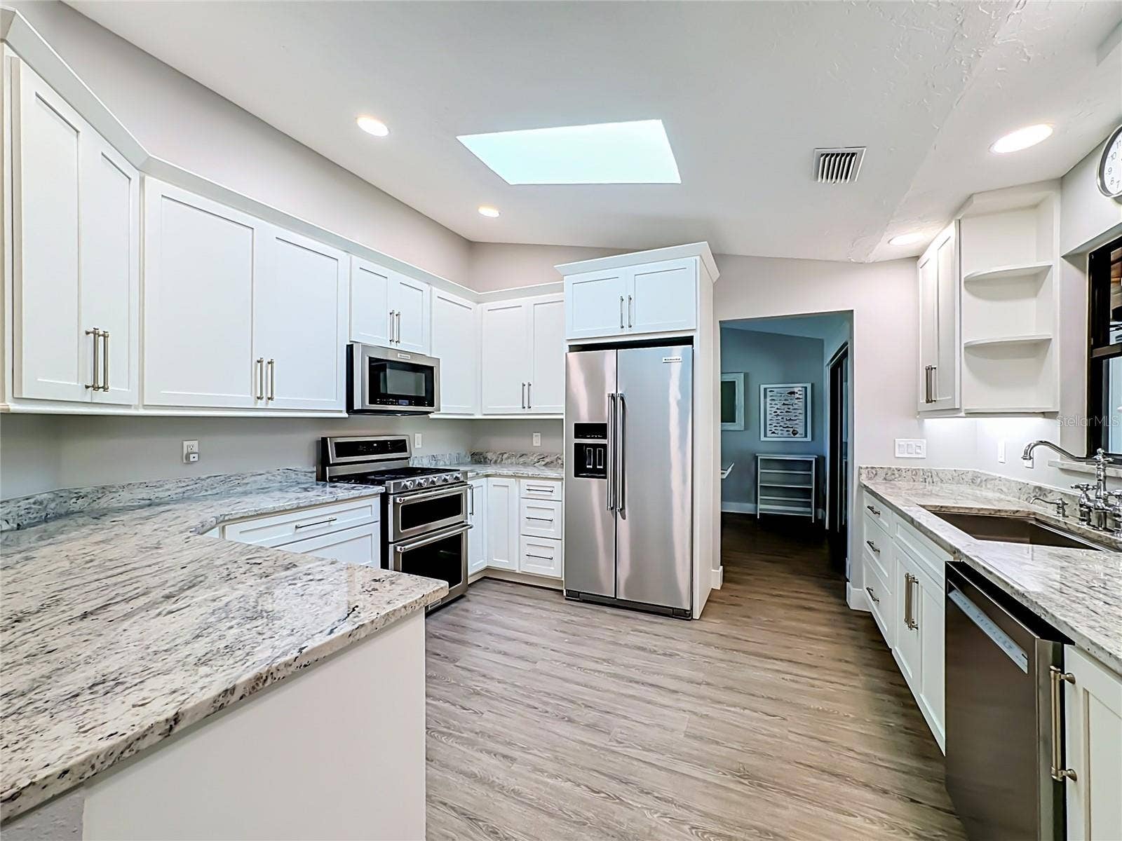 1115 MILL RUN E, Bradenton, FL 34212 1115 MILL RUN E, Bradenton, FL 34212