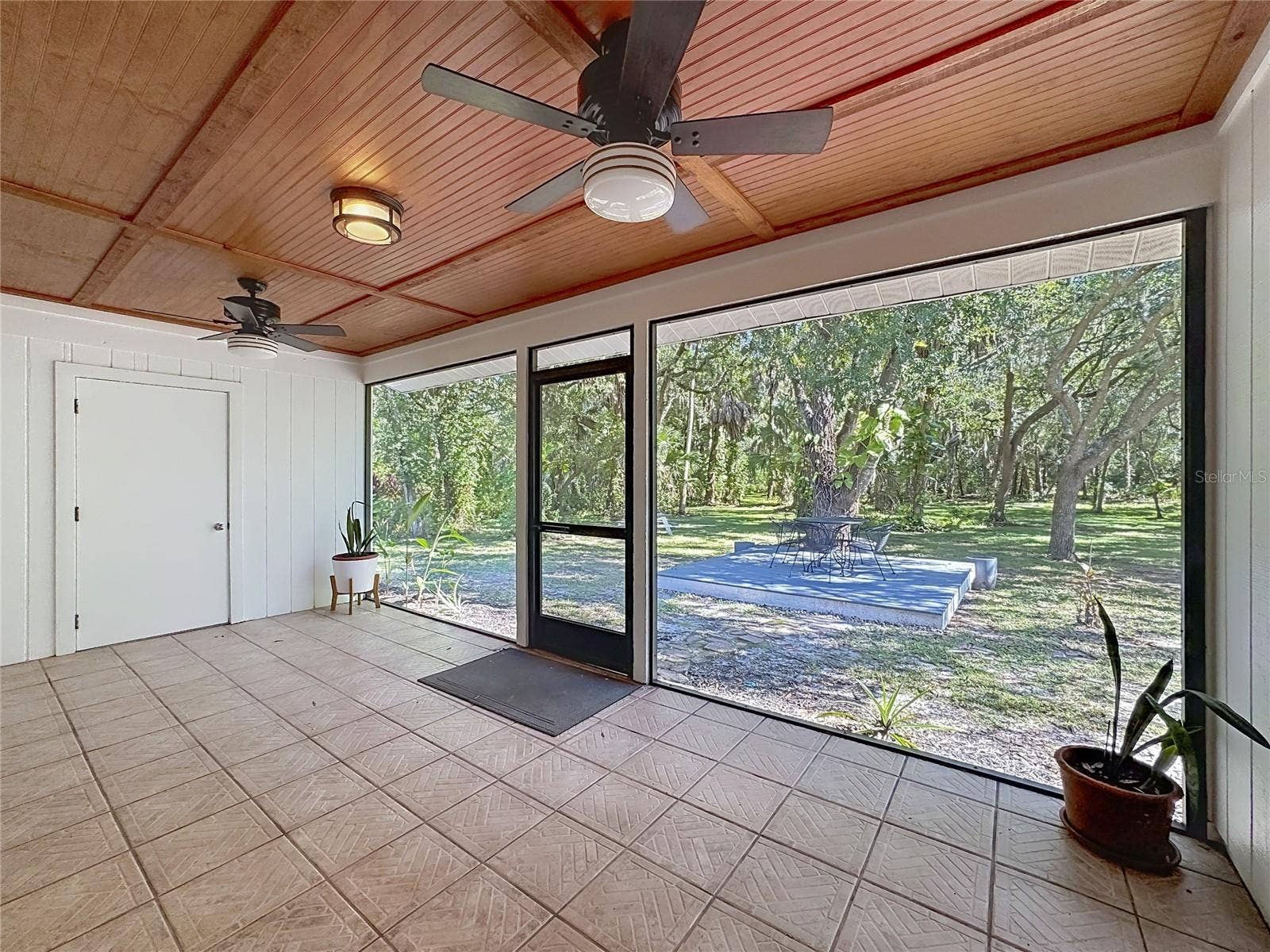 1115 MILL RUN E, Bradenton, FL 34212 1115 MILL RUN E, Bradenton, FL 34212