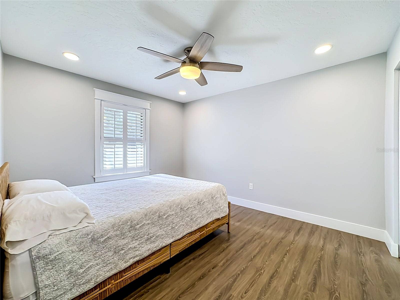 1115 MILL RUN E, Bradenton, FL 34212 1115 MILL RUN E, Bradenton, FL 34212