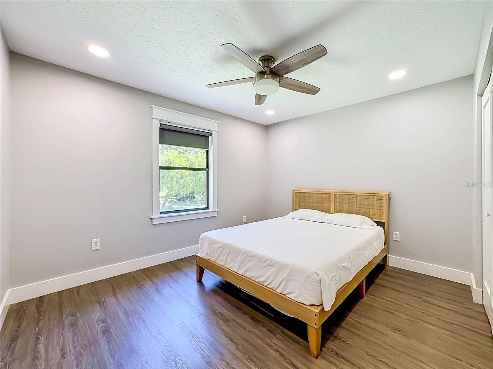 1115 MILL RUN E, Bradenton, FL 34212 1115 MILL RUN E, Bradenton, FL 34212