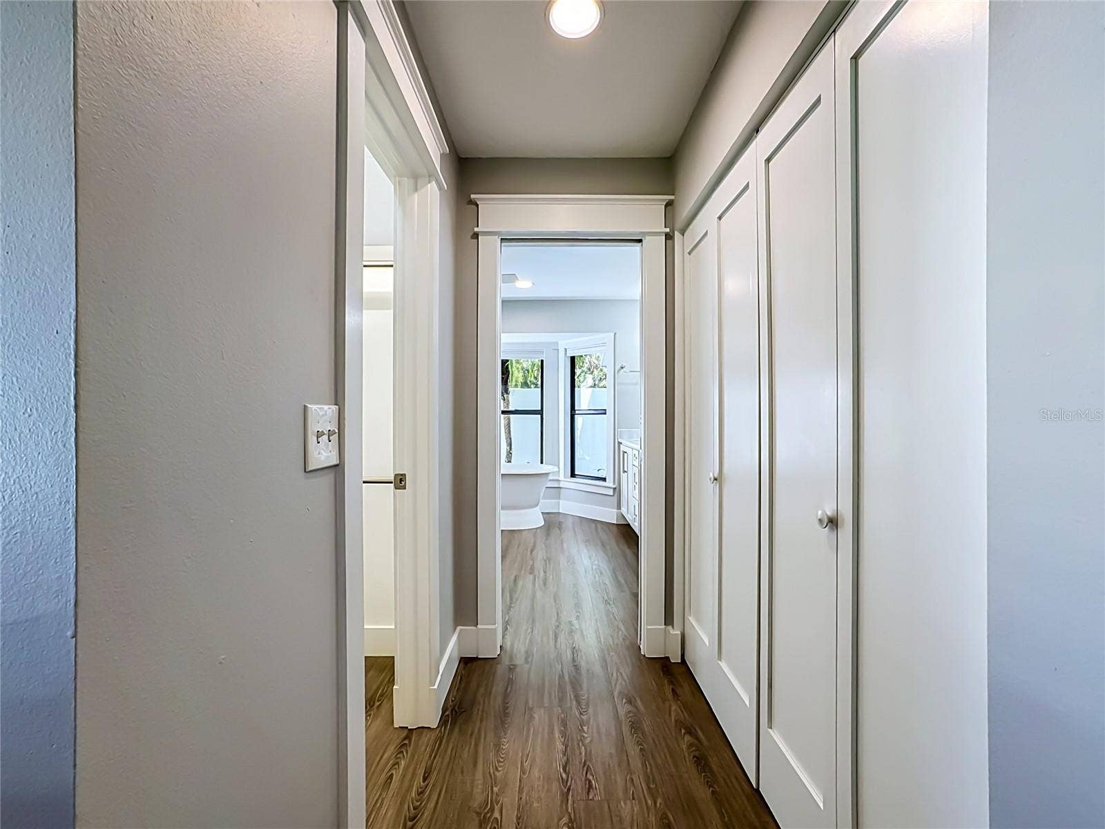 1115 MILL RUN E, Bradenton, FL 34212 1115 MILL RUN E, Bradenton, FL 34212