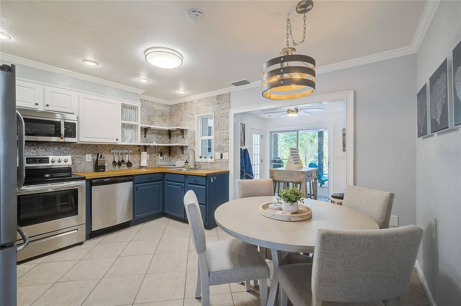 426 EAGLES NEST LANE, Sarasota, FL 34243 426 EAGLES NEST LANE, Sarasota, FL 34243
