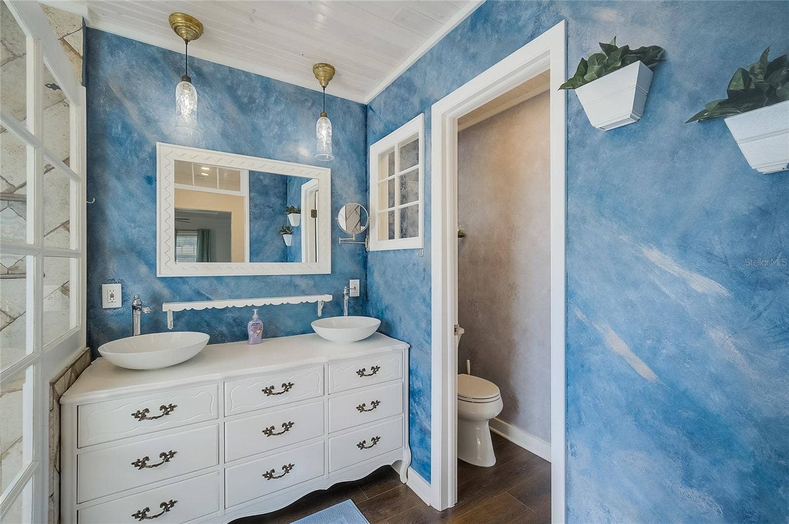 426 EAGLES NEST LANE, Sarasota, FL 34243 426 EAGLES NEST LANE, Sarasota, FL 34243