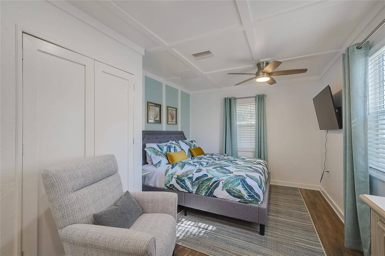426 EAGLES NEST LANE, Sarasota, FL 34243 426 EAGLES NEST LANE, Sarasota, FL 34243