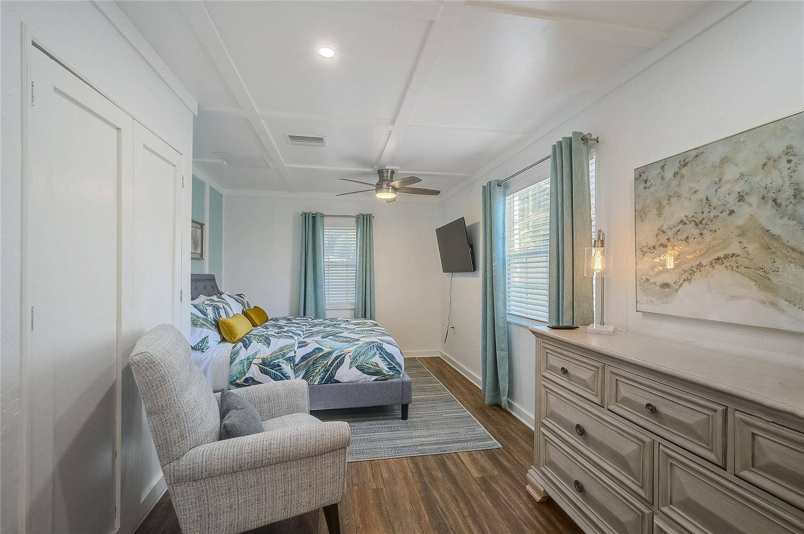 426 EAGLES NEST LANE, Sarasota, FL 34243 426 EAGLES NEST LANE, Sarasota, FL 34243