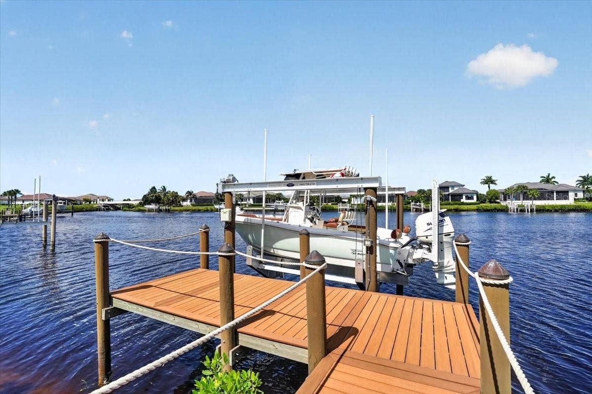 1625 RIO VISTA TERRACE, Parrish, FL 34219 Trex boat dock with 20,000lb lift, water and electric.