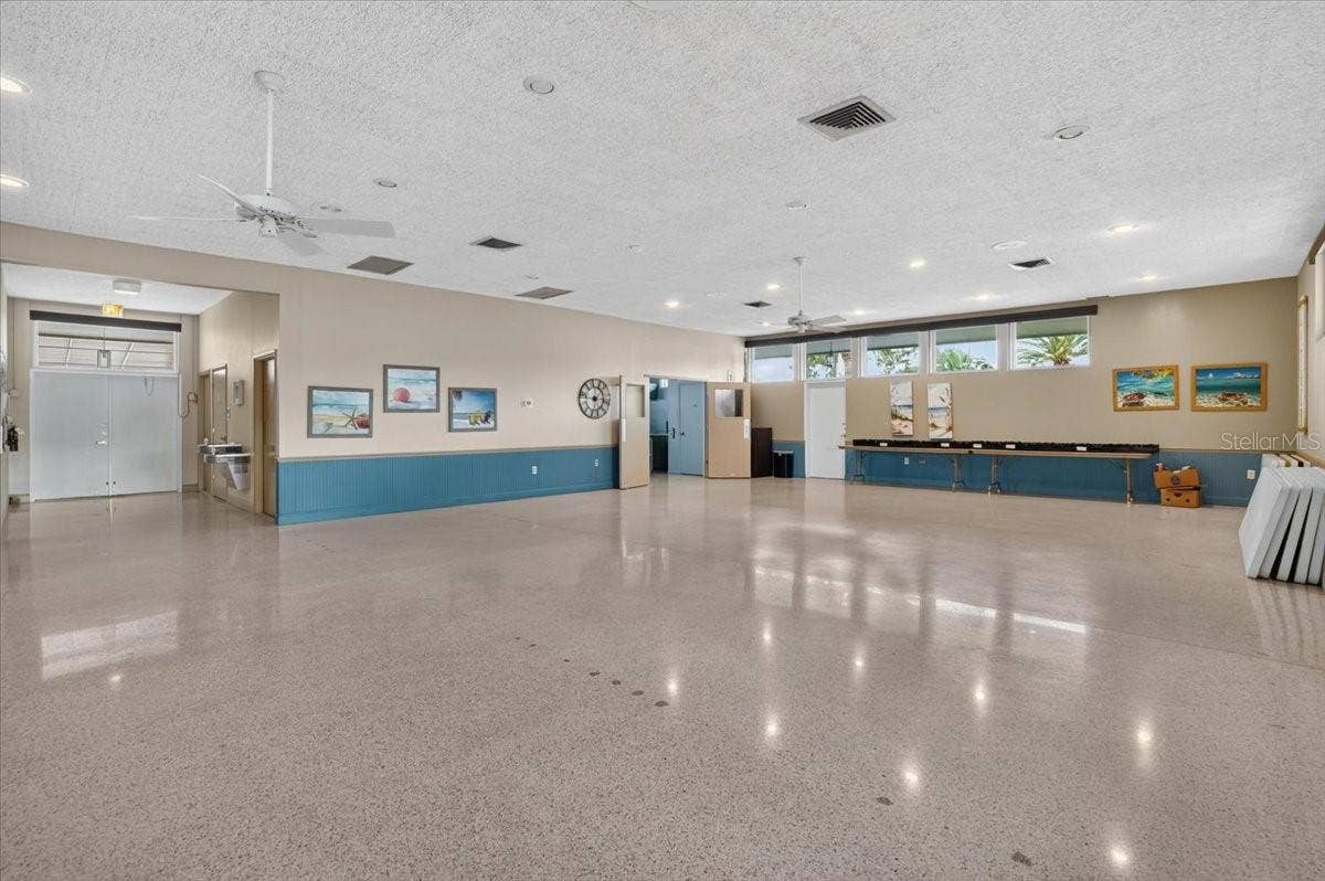 1340 GRAND BOULEVARD, #205, Sarasota, FL 34232 1340 GRAND BOULEVARD, #205, Sarasota, FL 34232