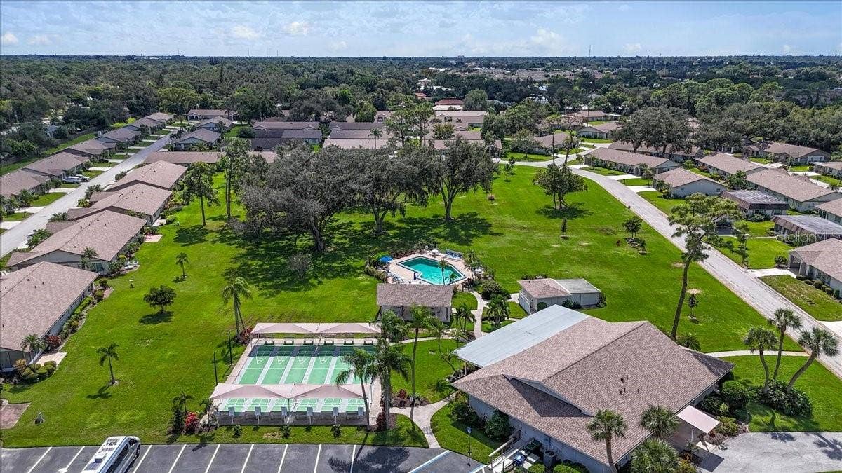 1340 GRAND BOULEVARD, #205, Sarasota, FL 34232 1340 GRAND BOULEVARD, #205, Sarasota, FL 34232
