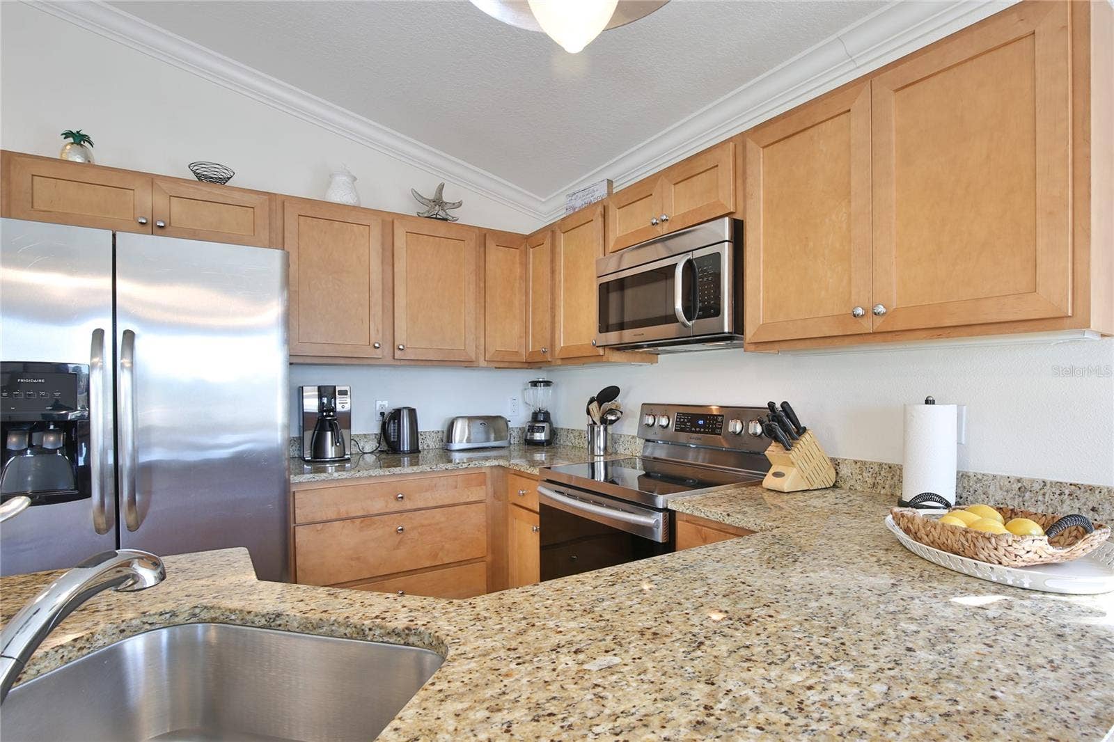 2506 AVENUE C, #B, Bradenton Beach, FL 34217