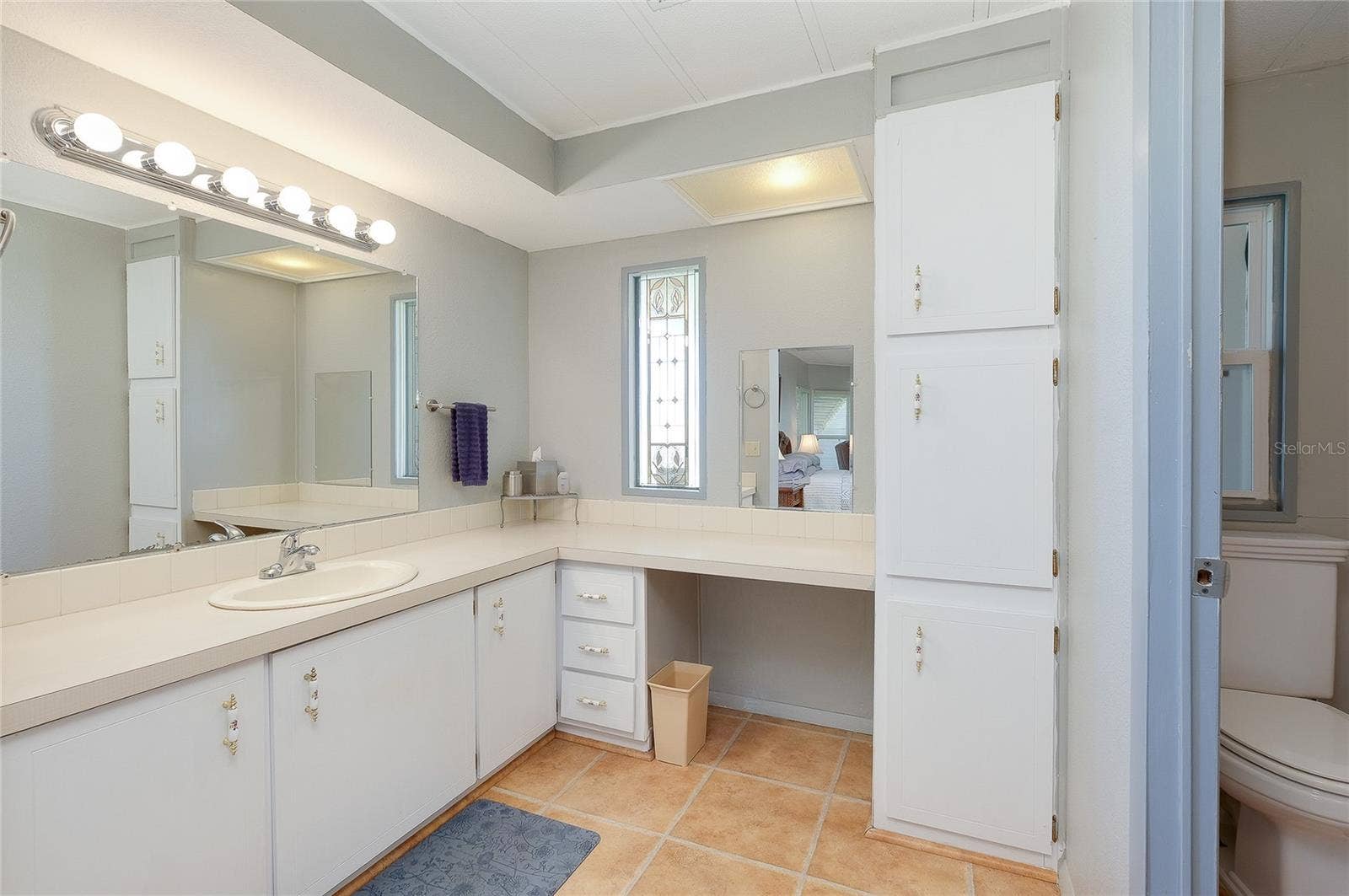 8905 34TH AVENUE E, Palmetto, FL 34221 8905 34TH AVENUE E, Palmetto, FL 34221
