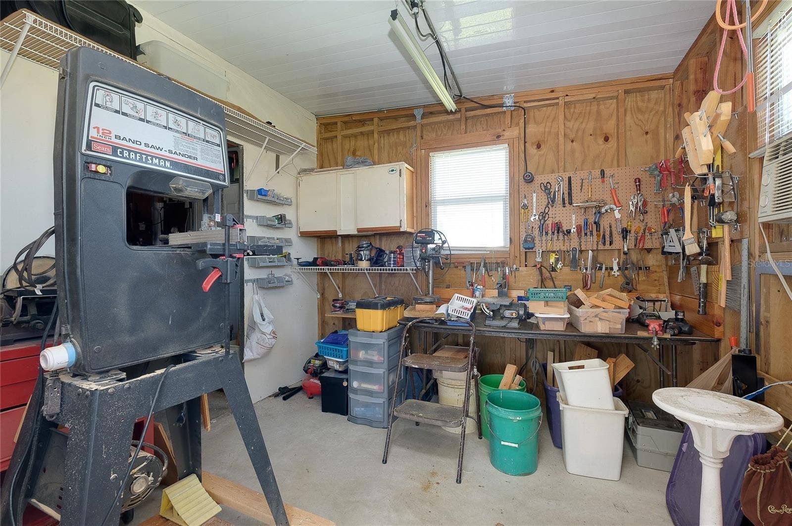 8905 34TH AVENUE E, Palmetto, FL 34221 8905 34TH AVENUE E, Palmetto, FL 34221