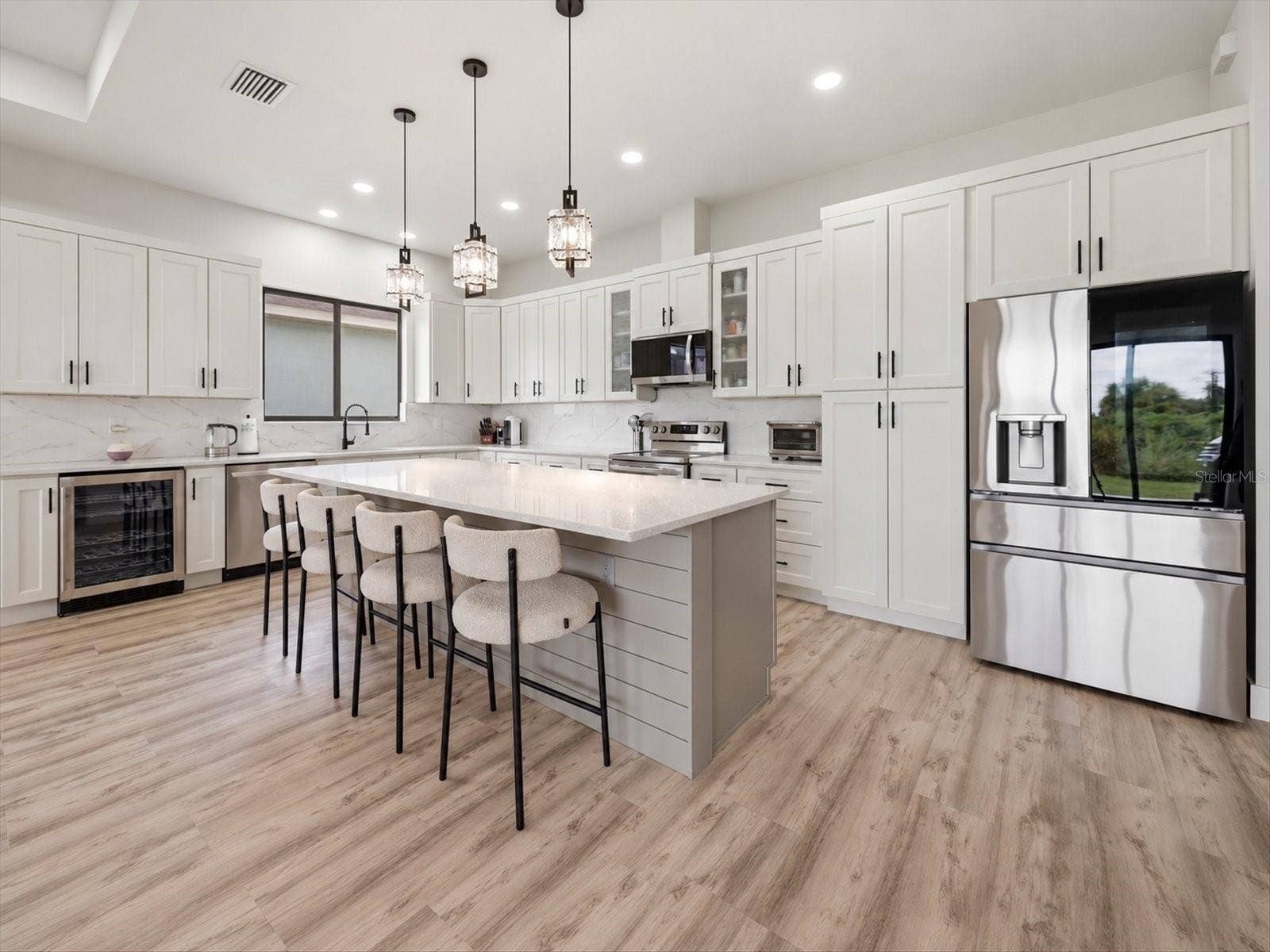 137 DAVID BOULEVARD, Rotonda West, FL 33947 137 DAVID BOULEVARD, Rotonda West, FL 33947