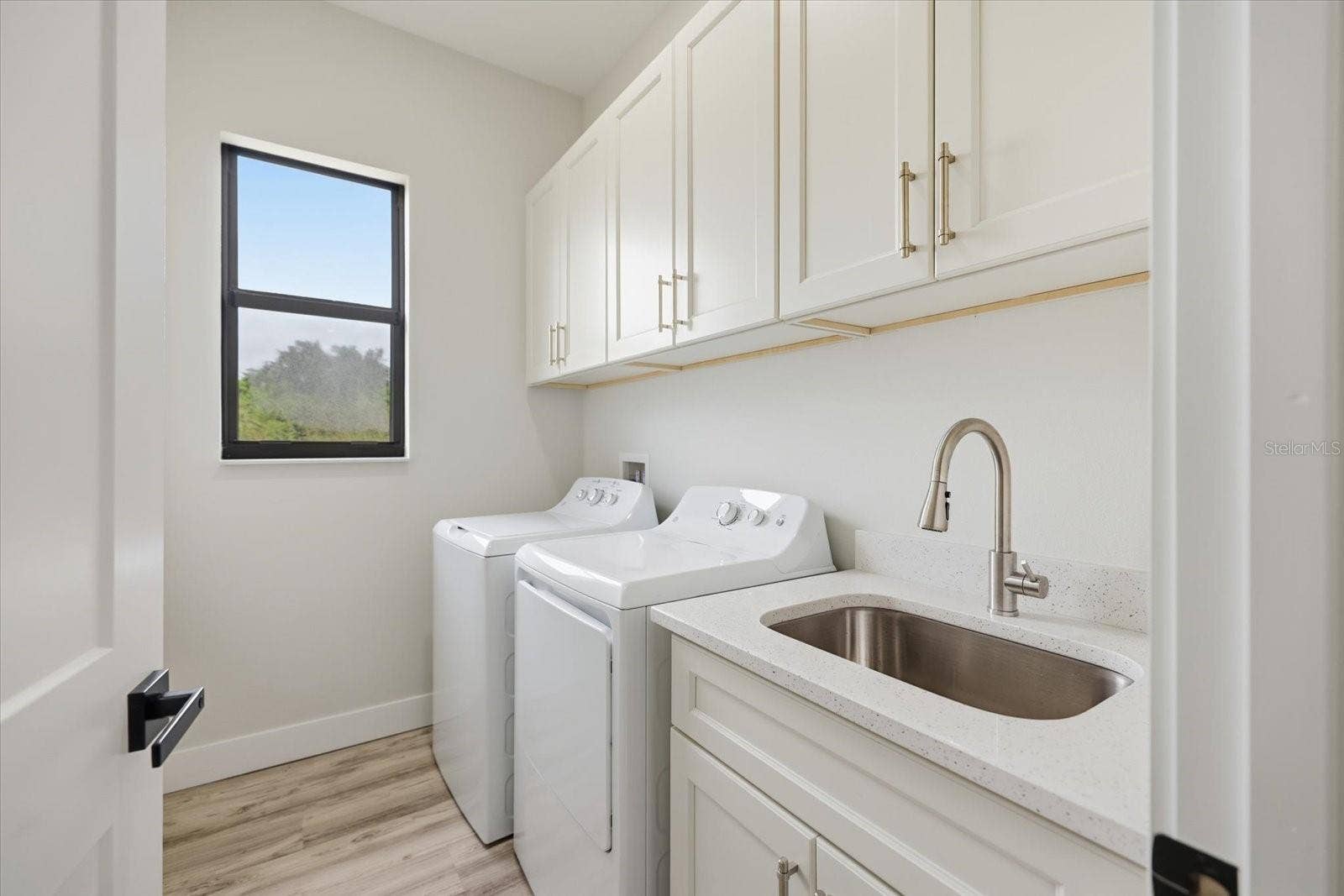 137 DAVID BOULEVARD, Rotonda West, FL 33947 137 DAVID BOULEVARD, Rotonda West, FL 33947