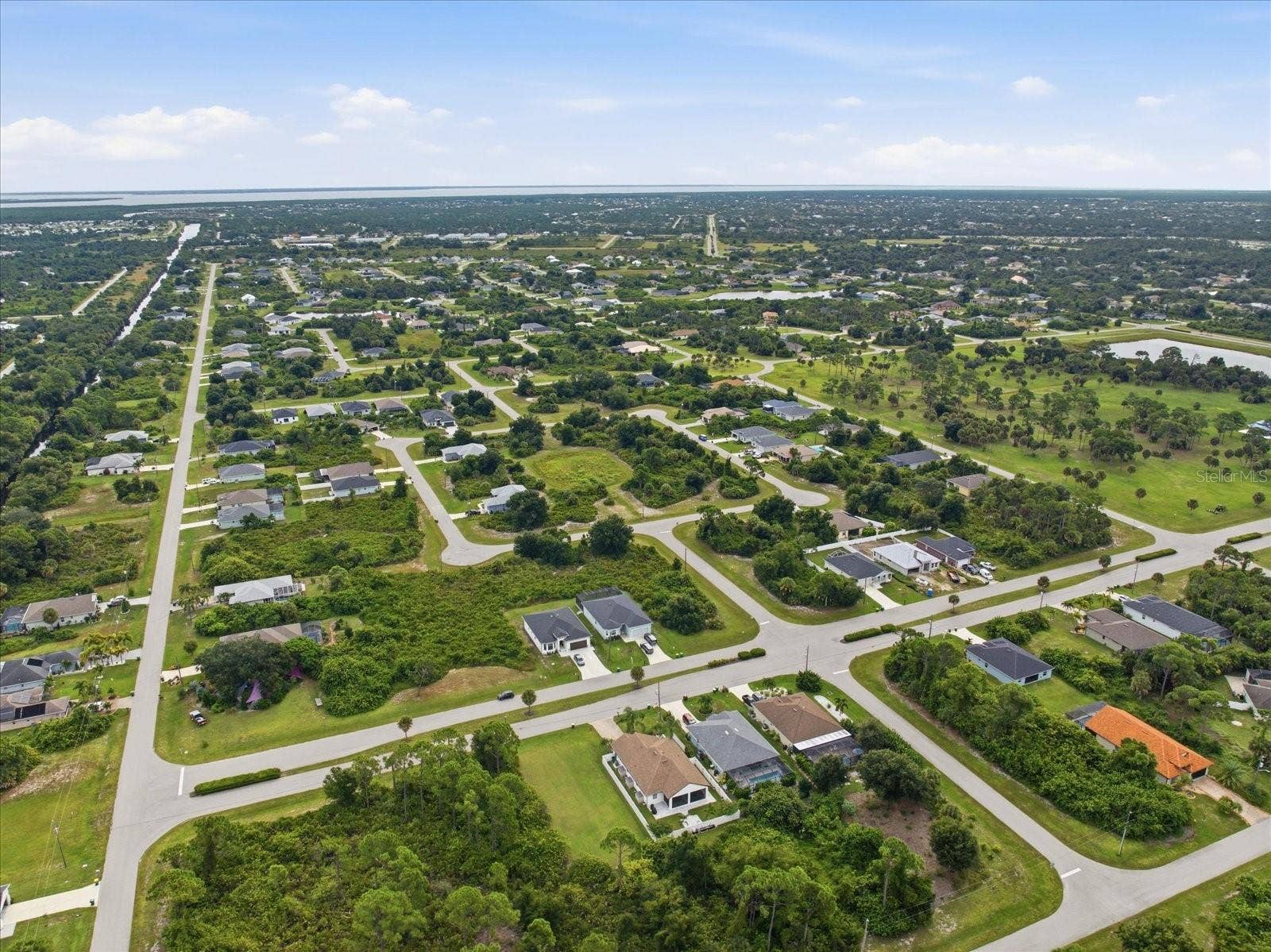 137 DAVID BOULEVARD, Rotonda West, FL 33947 137 DAVID BOULEVARD, Rotonda West, FL 33947