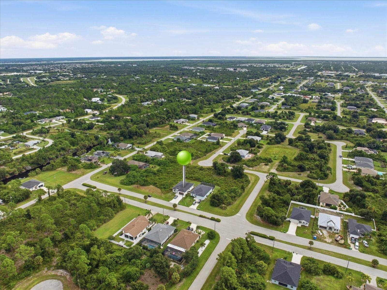 137 DAVID BOULEVARD, Rotonda West, FL 33947 137 DAVID BOULEVARD, Rotonda West, FL 33947