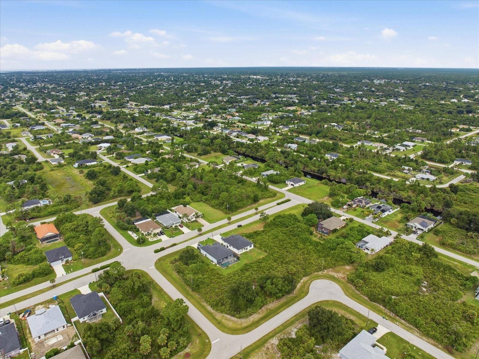 137 DAVID BOULEVARD, Rotonda West, FL 33947 137 DAVID BOULEVARD, Rotonda West, FL 33947