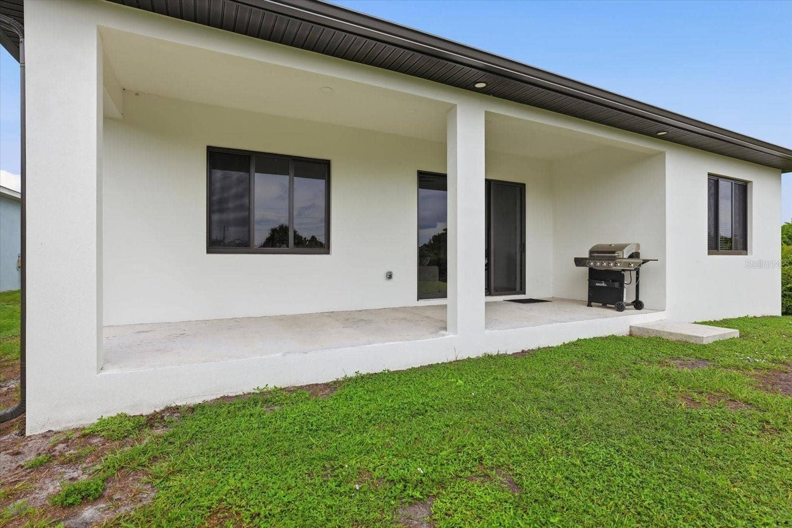 137 DAVID BOULEVARD, Rotonda West, FL 33947 137 DAVID BOULEVARD, Rotonda West, FL 33947