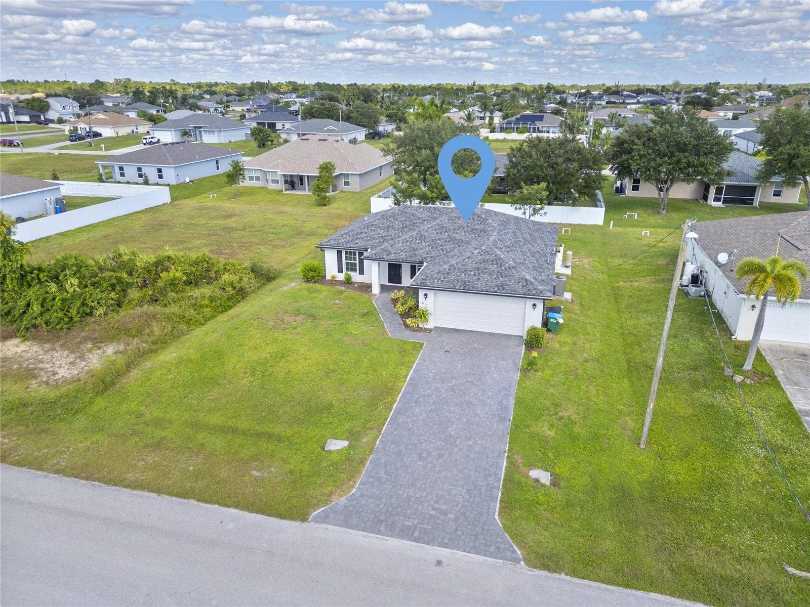 4137 NE 14TH PLACE, Cape Coral, FL 33909 4137 NE 14TH PLACE, Cape Coral, FL 33909