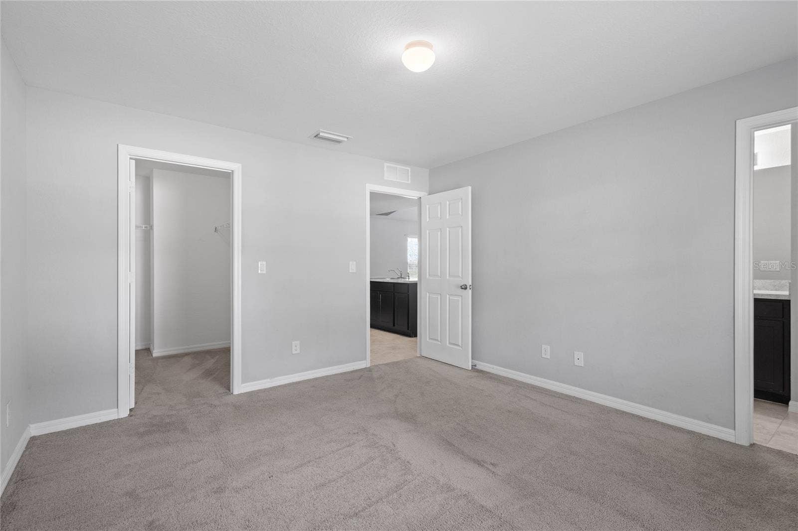 4137 NE 14TH PLACE, Cape Coral, FL 33909 4137 NE 14TH PLACE, Cape Coral, FL 33909