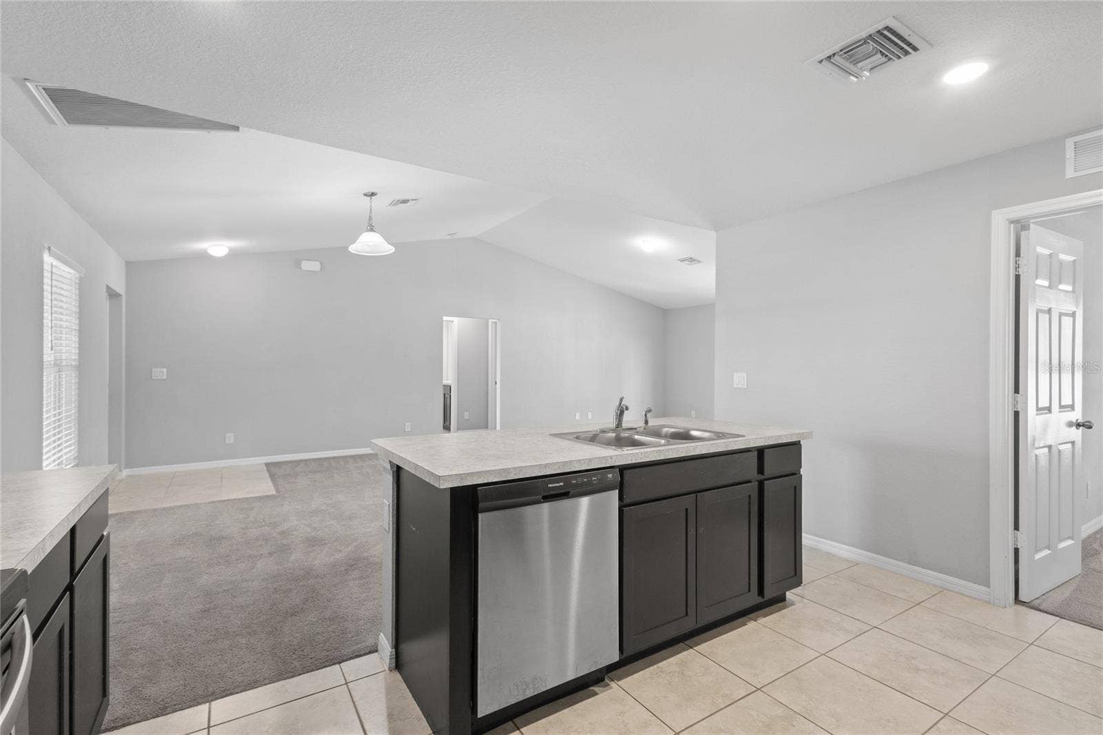 4137 NE 14TH PLACE, Cape Coral, FL 33909 4137 NE 14TH PLACE, Cape Coral, FL 33909