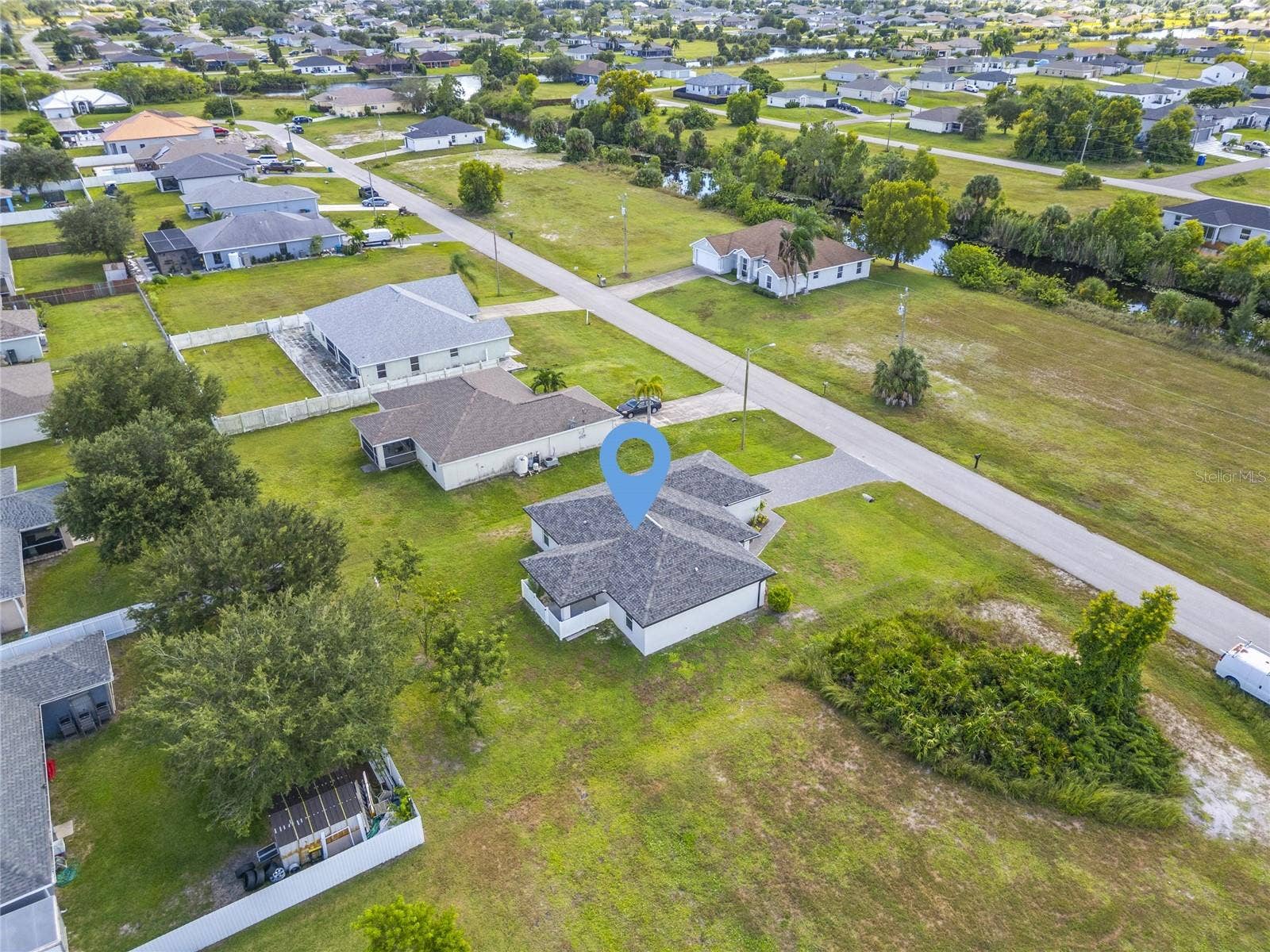 4137 NE 14TH PLACE, Cape Coral, FL 33909 4137 NE 14TH PLACE, Cape Coral, FL 33909