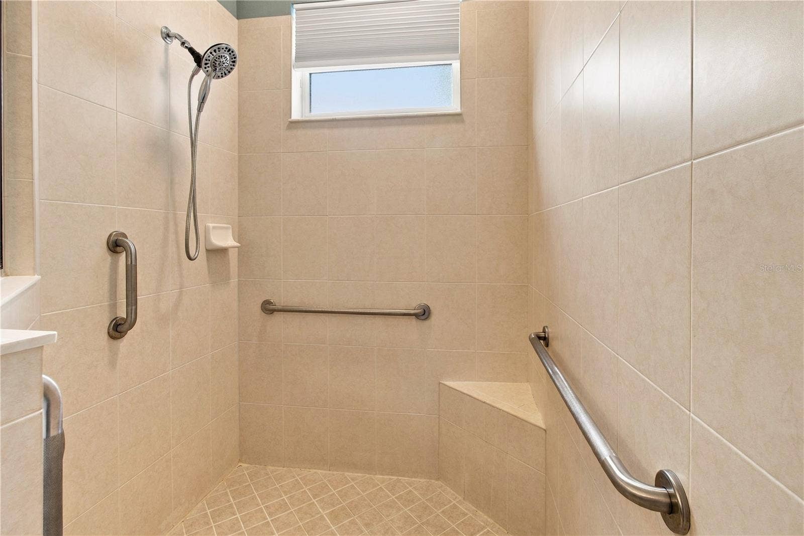 13311 50TH LANE E, Parrish, FL 34219 Guest Bathroom