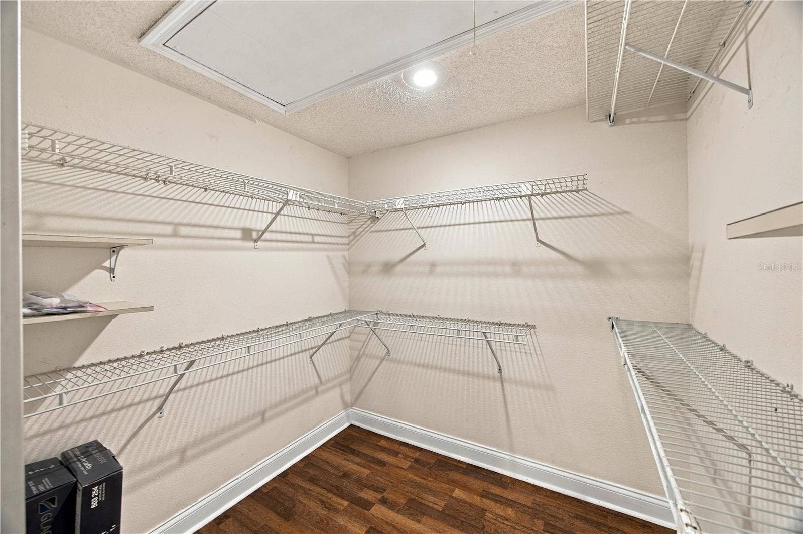 2815 COUNTRYBROOK DRIVE, #11, Palm Harbor, FL 34684 Primary Bedroom Walk-in Closet
