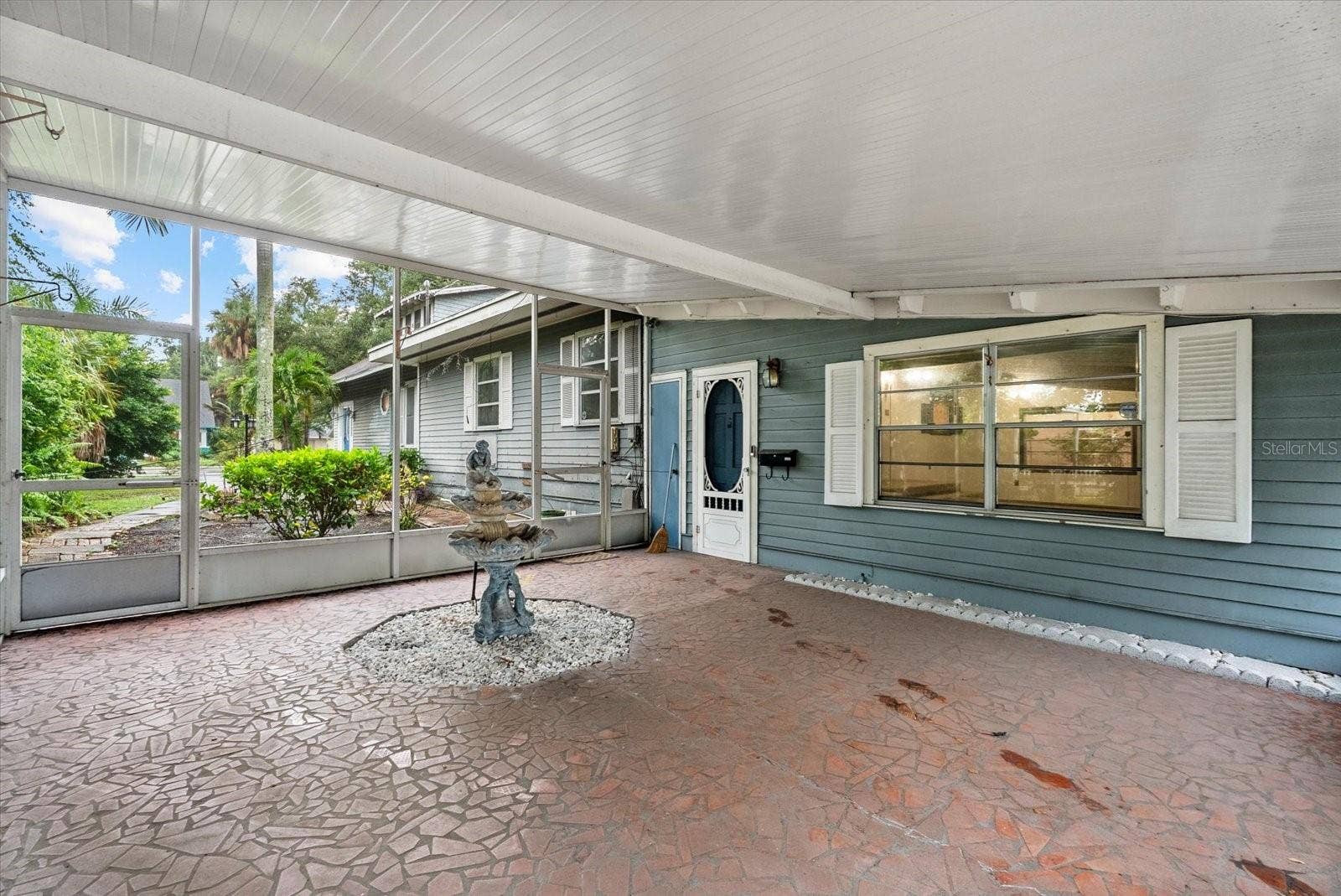 2714 MANATEE AVENUE W, Bradenton, FL 34205