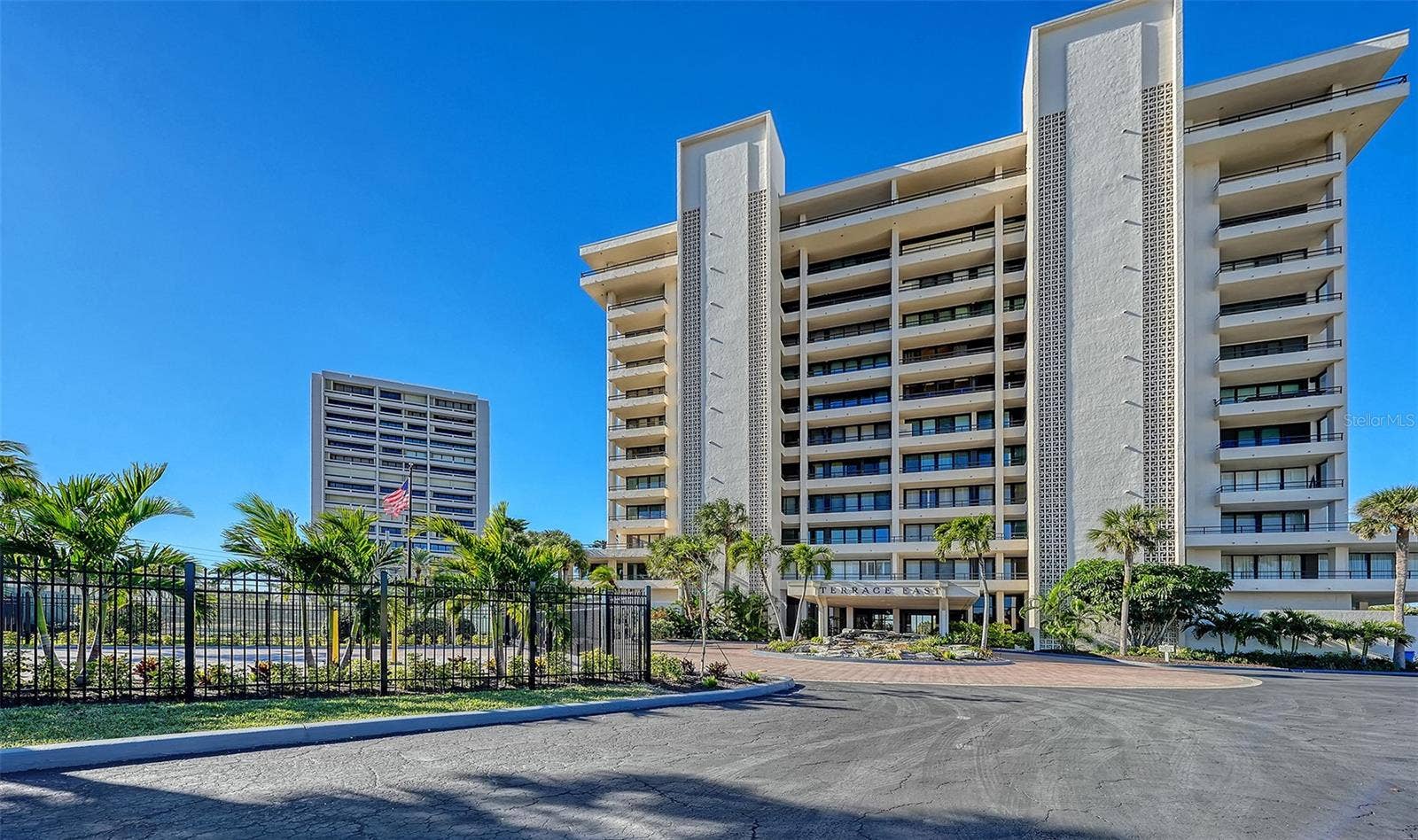 5300 OCEAN BOULEVARD, #301, Sarasota, FL 34242 5300 OCEAN BOULEVARD, #301, Sarasota, FL 34242